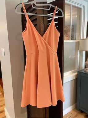 Sleeveless V-Neck Peach Women’s Dress